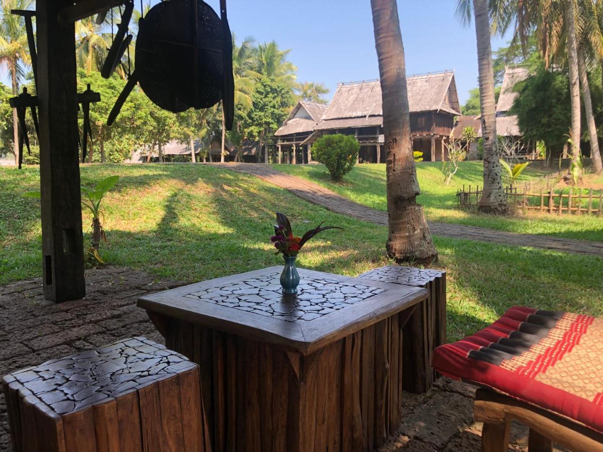 On The Mekong Resort 琅勃拉邦 外观 照片