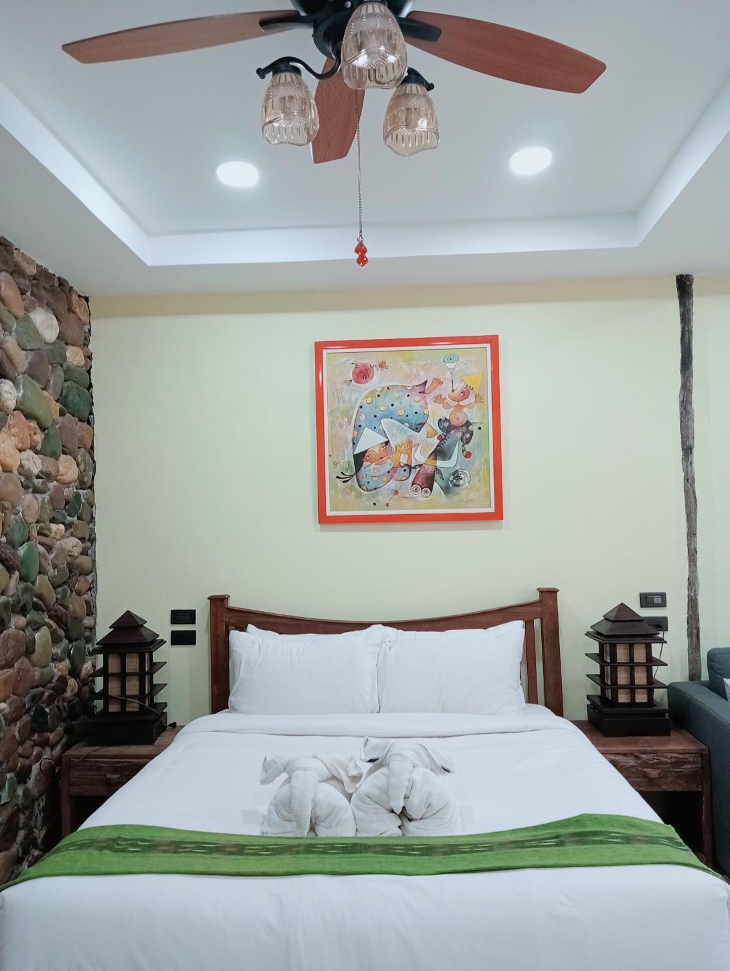 On The Mekong Resort 琅勃拉邦 外观 照片